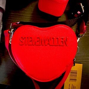 NEW HARD TO FIND - Red Steve Madden Heart Crossbody Handbag